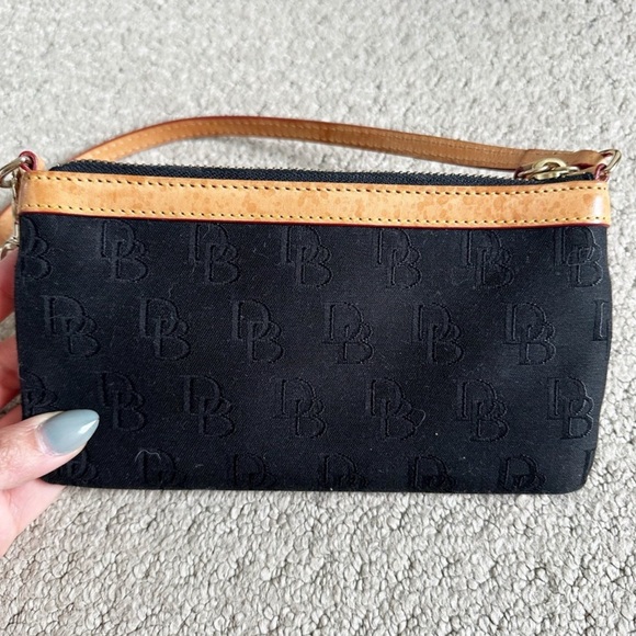 Dooney & Bourke Small Black Wristlet - Picture 3 of 4